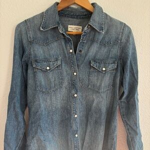 Nili Lotan Travis Denim Shirt, size S